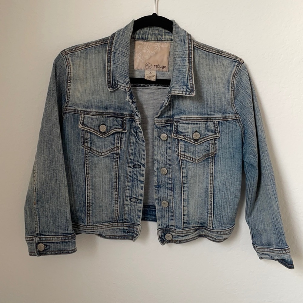 Refuge women’s denim cropped jacket